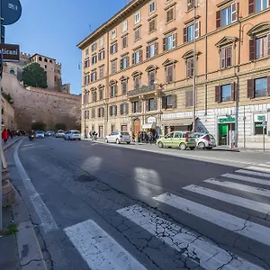 Manfredi House San Pietro 2*, Rom Italien